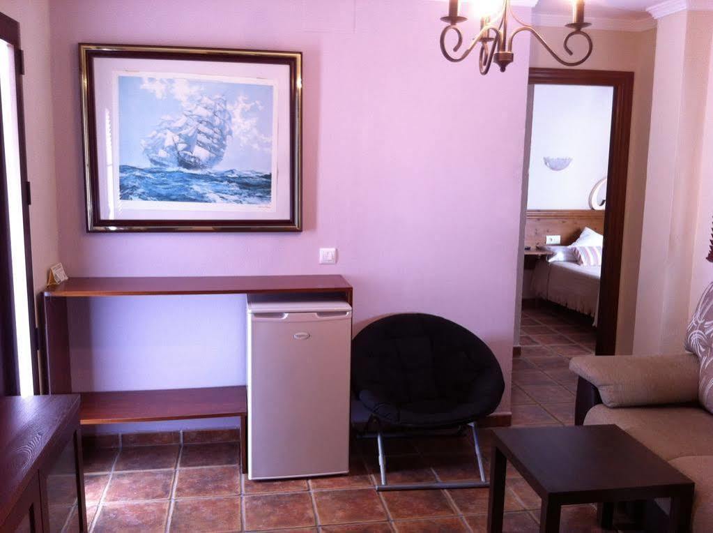 Hostal Costa De La Luz Conil De La Frontera Extérieur photo