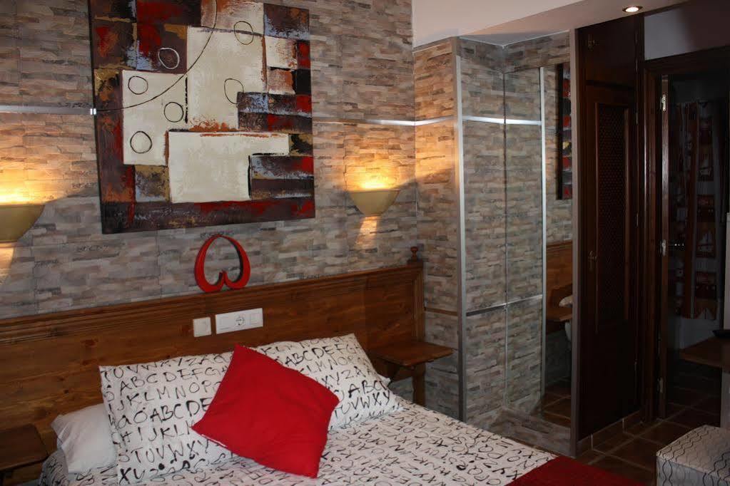 Hostal Costa De La Luz Conil De La Frontera Extérieur photo