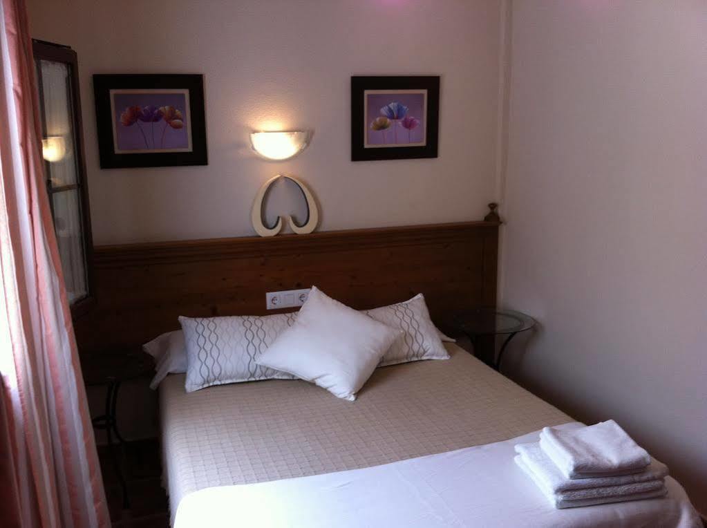 Hostal Costa De La Luz Conil De La Frontera Extérieur photo