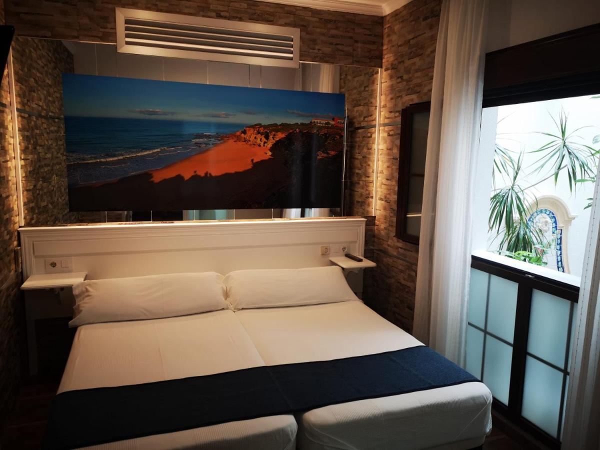 Hostal Costa De La Luz Conil De La Frontera Extérieur photo