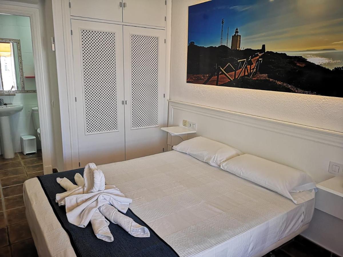 Hostal Costa De La Luz Conil De La Frontera Extérieur photo