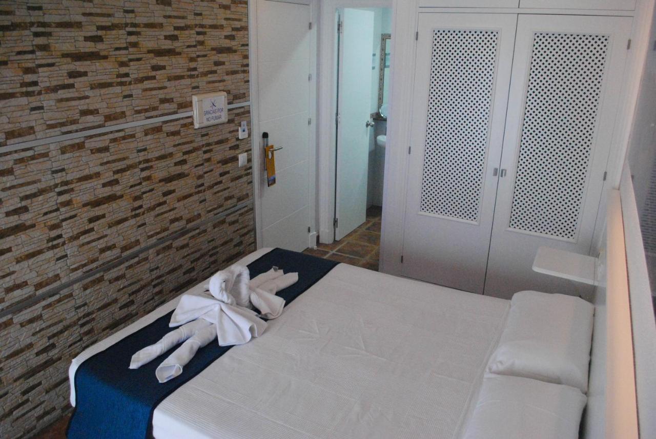 Hostal Costa De La Luz Conil De La Frontera Extérieur photo
