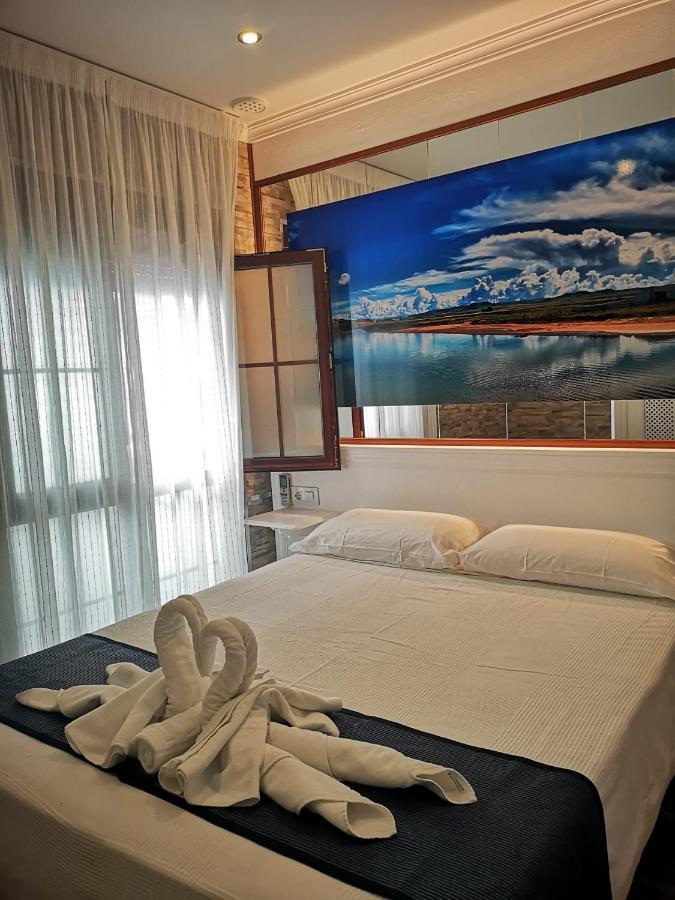 Hostal Costa De La Luz Conil De La Frontera Extérieur photo